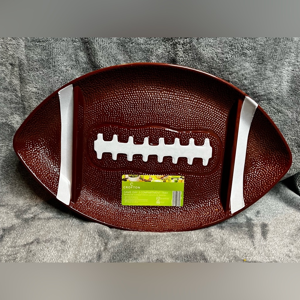 Crofton Plastic Football Game Day 3 Tray Compartments